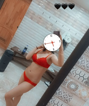 Оля, 21 год, 2 размер груди